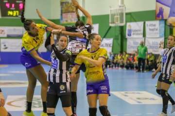 El Rocasa cae por 23-28 ante el Rincón Fertilidad Málaga (Foto TA)